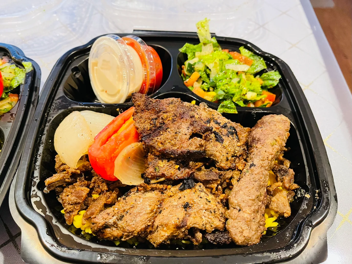 "Pita Pita: A Mediterranean and Middle Eastern Gem in Chicago's North Suburbs"