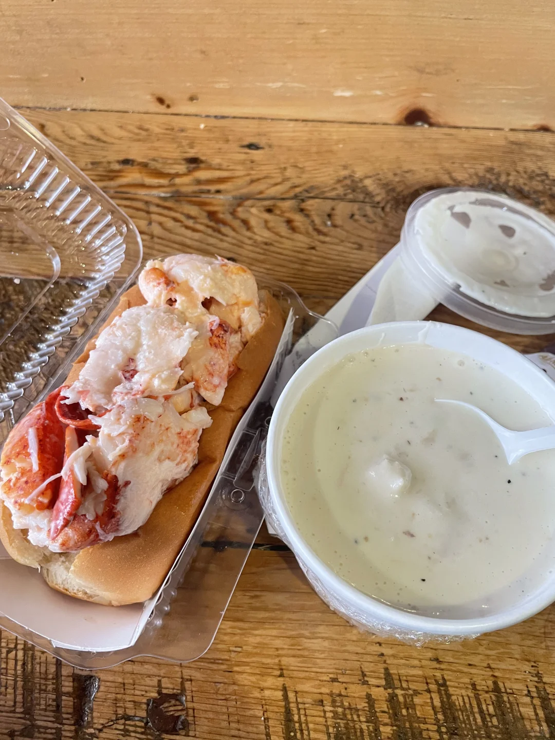 New York | When Life Gets Boring, All You Can Do Is Chow Down