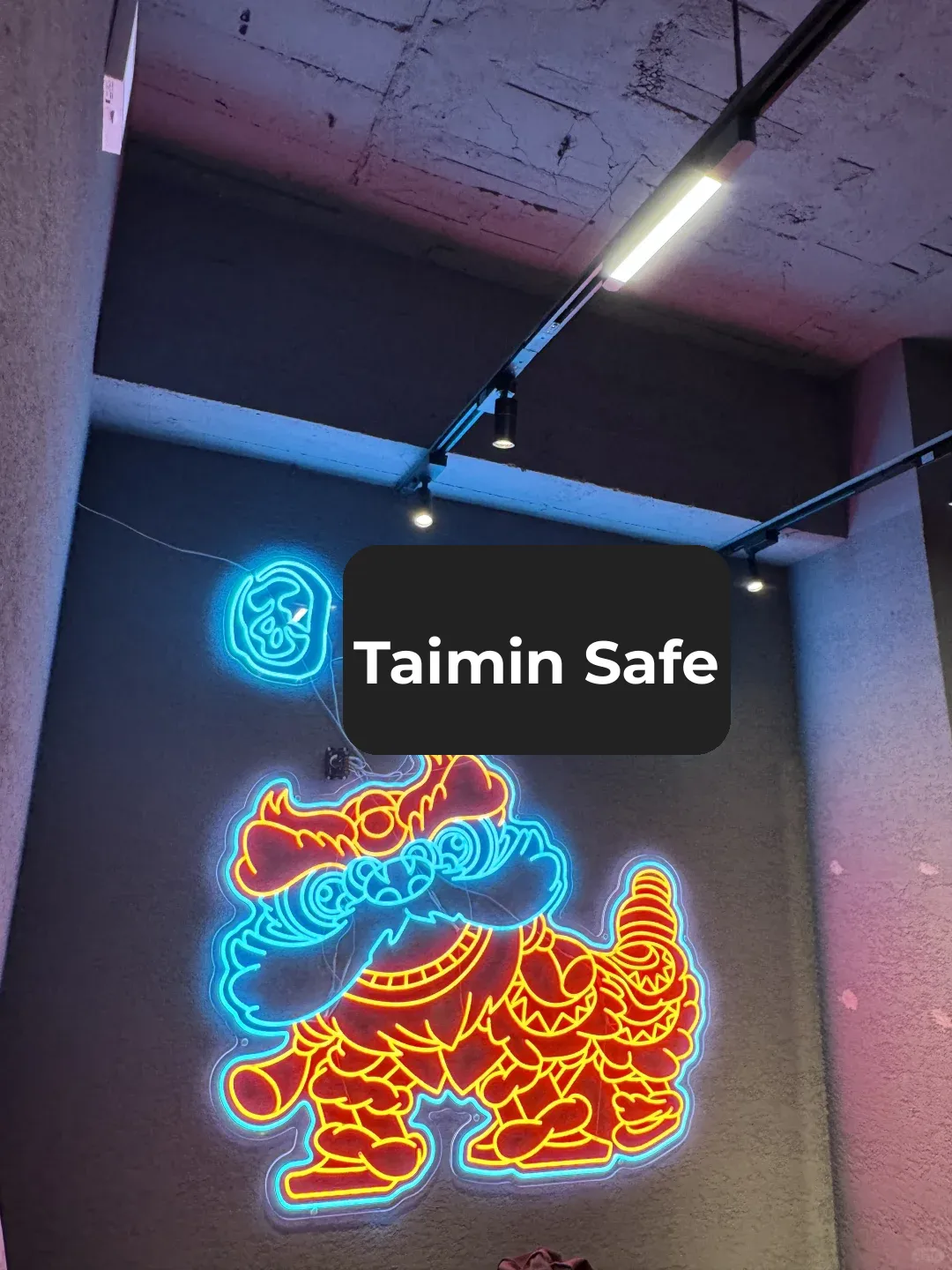 Osaka's First Music Bistro