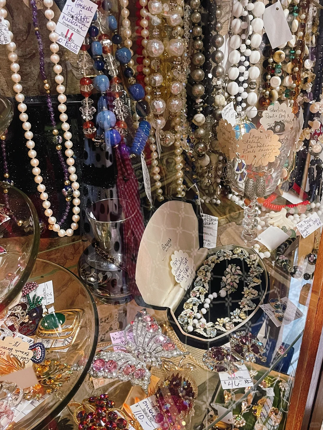 Vancouver Two-Hour Drive Away | ⌛️ America's Oldest Small Town