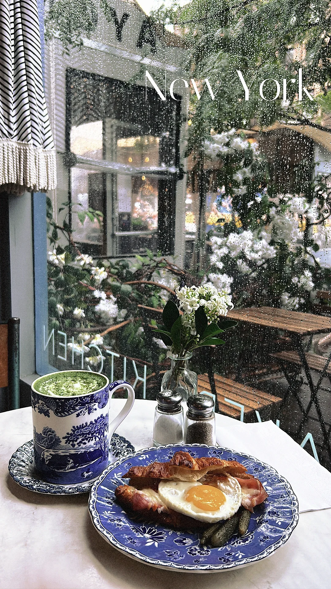New York ☕️ A Rainy Day of French-Style Relaxation Alone in Manhattan