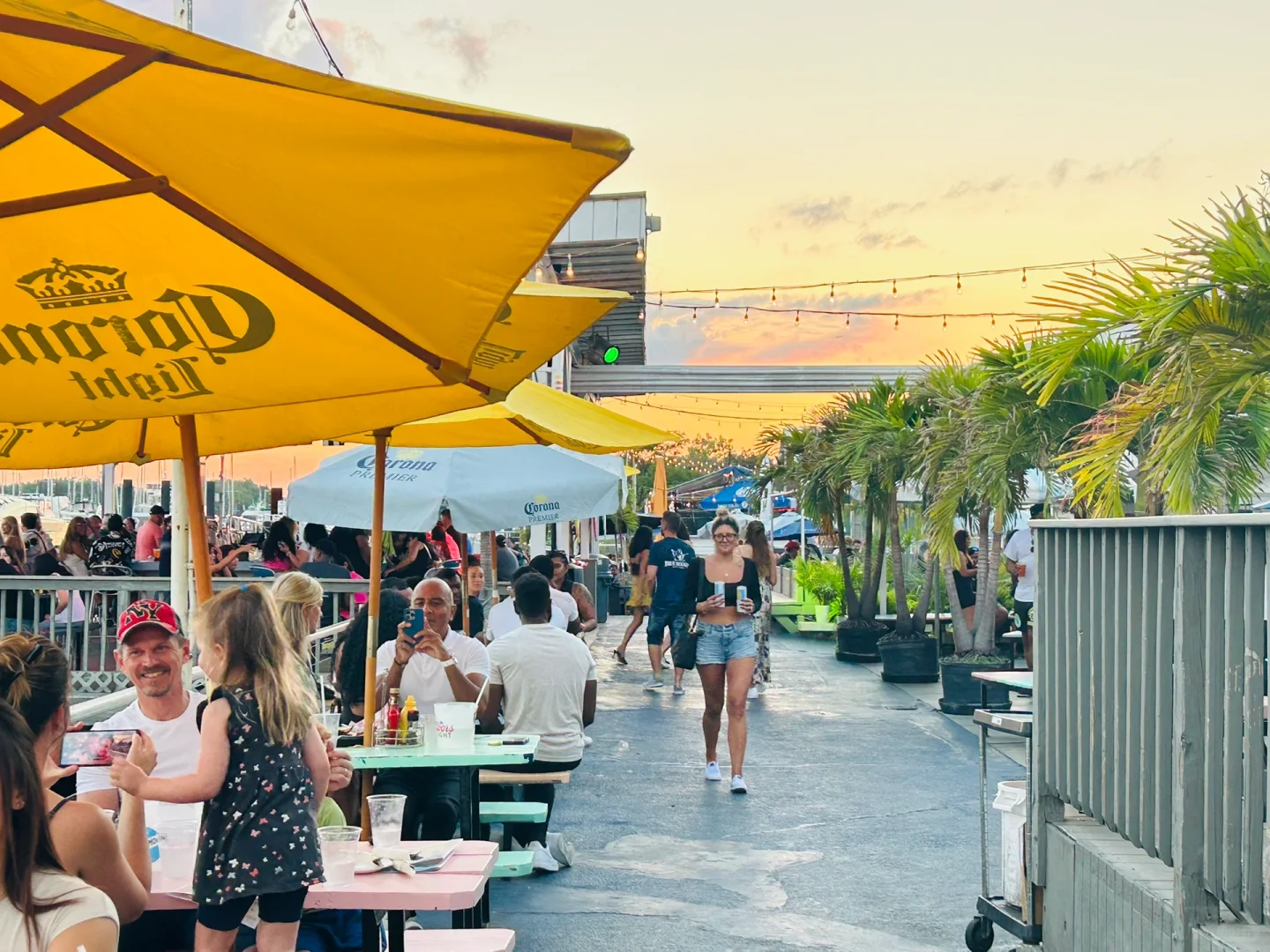 NJ Food Exploration | Seaside-Style Restaurant & Bar in Jersey City