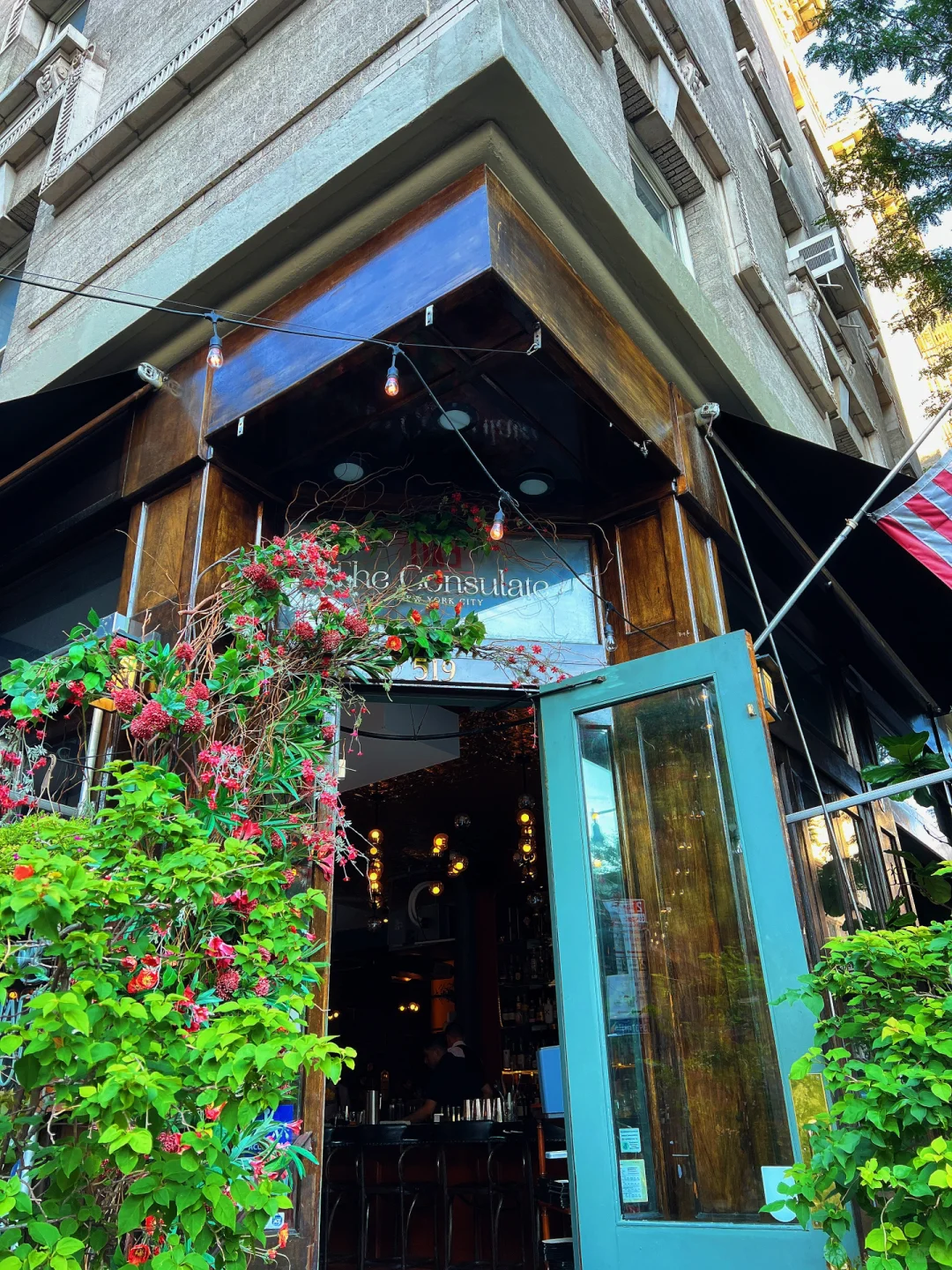 Upper West Side NYC · French Fine Dining🔥 Iconic Spot with Rave Reviews‼️