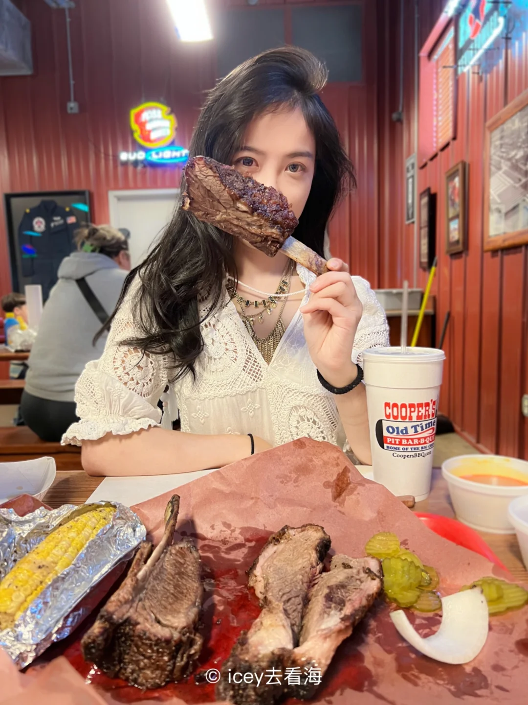 Dallas, Texas | How to Enjoy Meat Like a Pro at a BBQ Joint