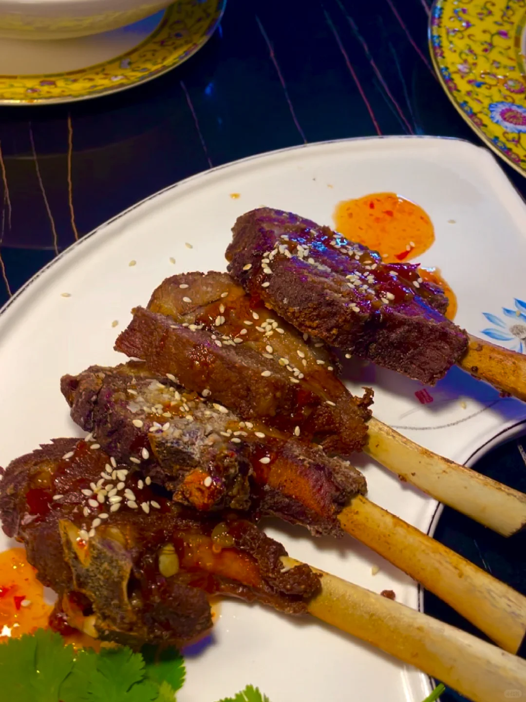 Phoenix City: Savoring Sichuan Cuisine, Peking Duck, and Soup Dumplings 🍷