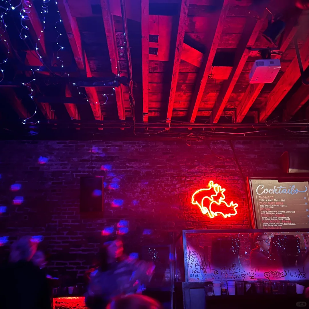 NY Lesbian Hangout Spot 4 - The Woods