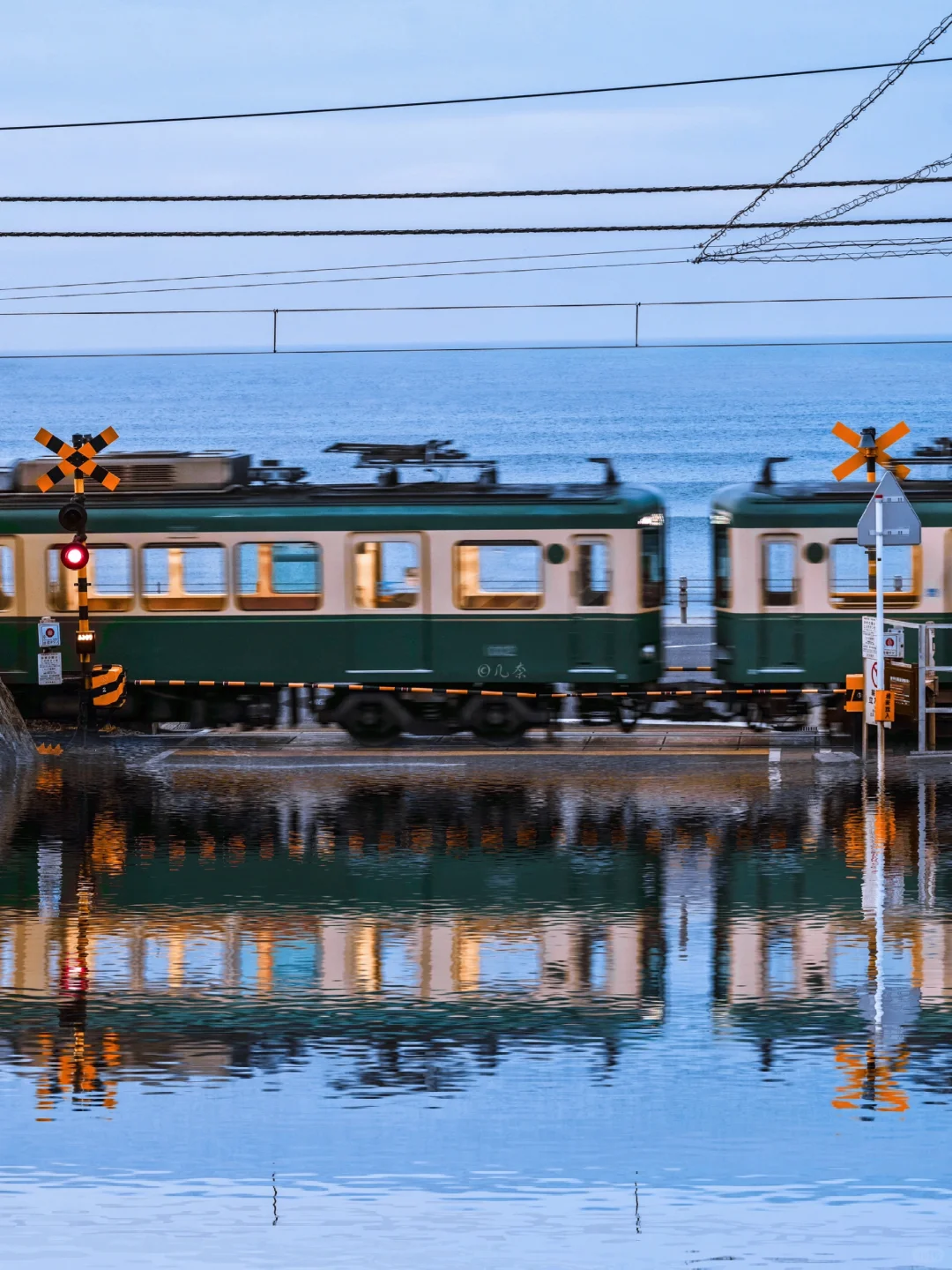 Kamakura丨At 5 AM 🚃 I Captured the Seaside Train Completely Empty