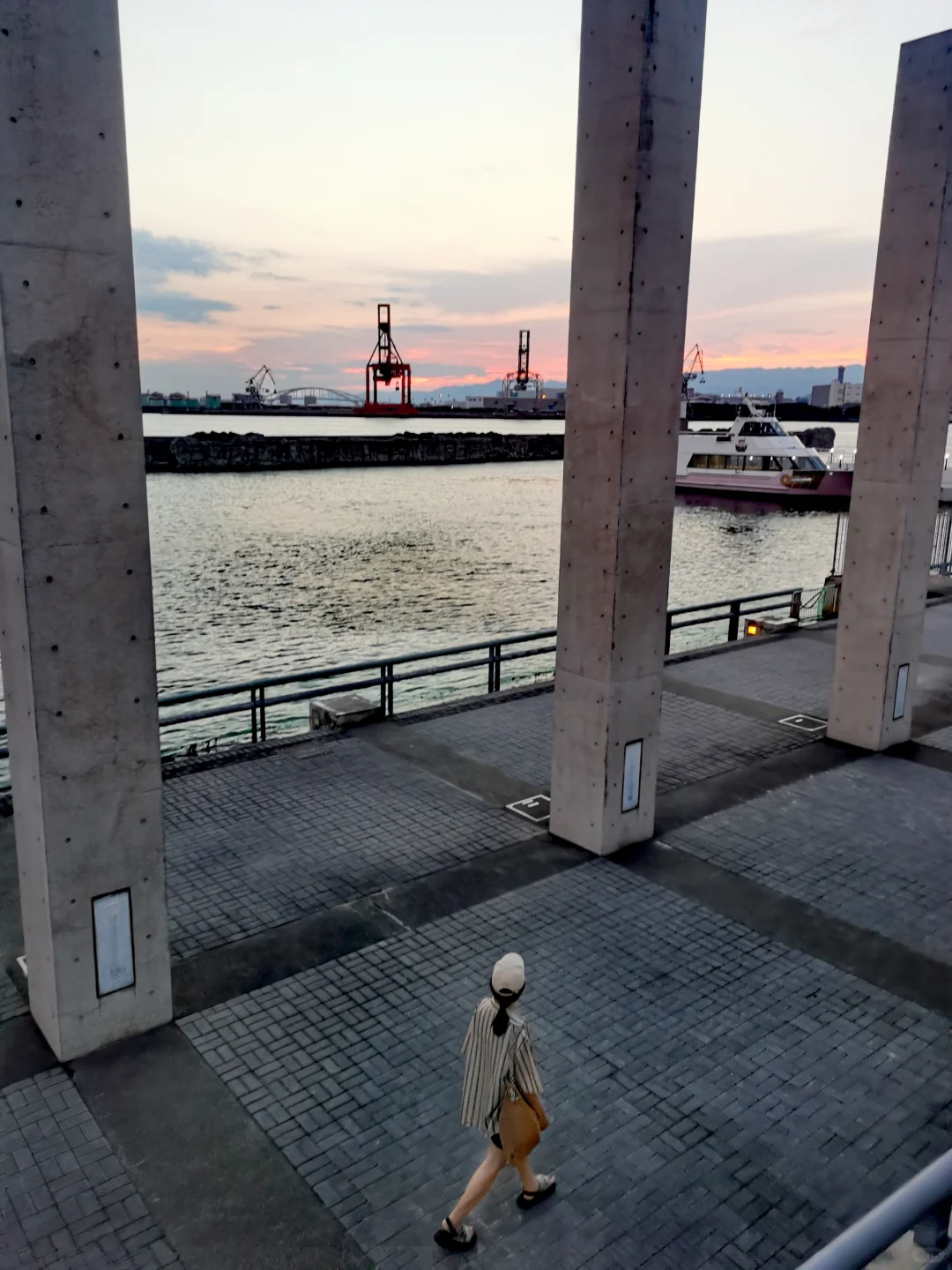 Osaka Port | Sunset Watch...