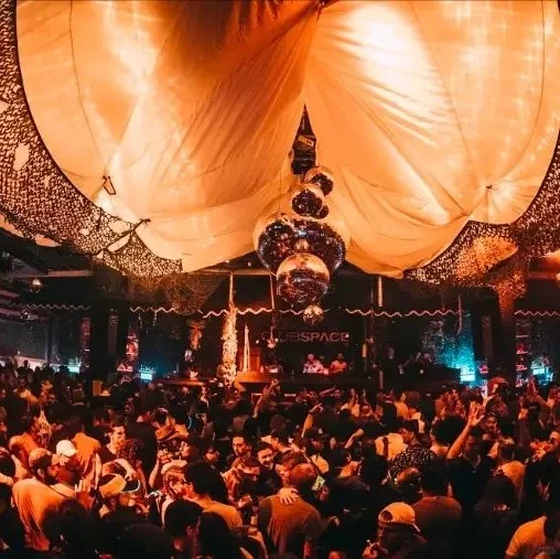 🏝 Miami Ultra 🚀 The Ultimate Guide to Rave Etiquette - Part 6: Clubbing Edition