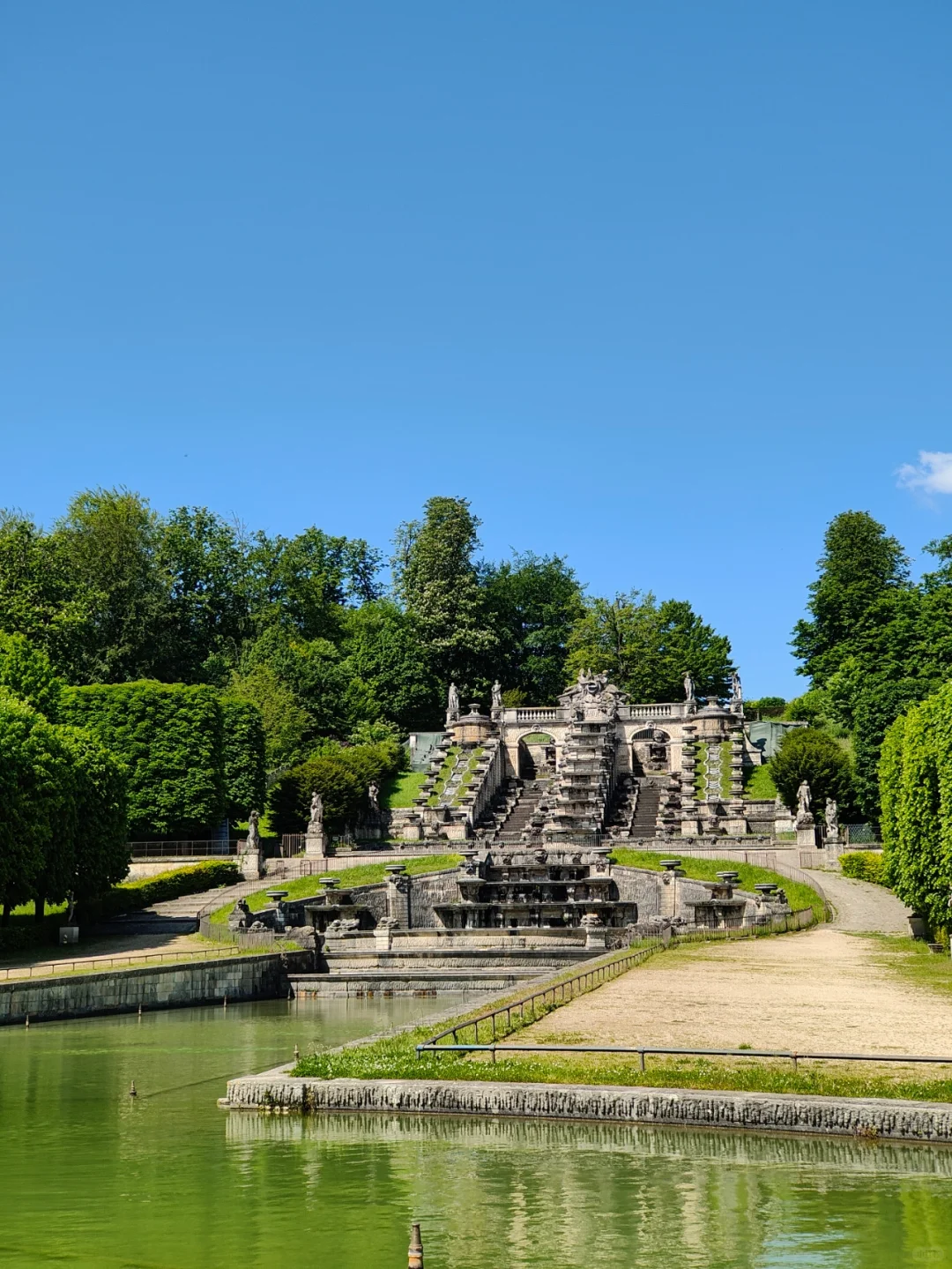 Hidden Gem in Paris: Royal Garden Parc Saint Cloud