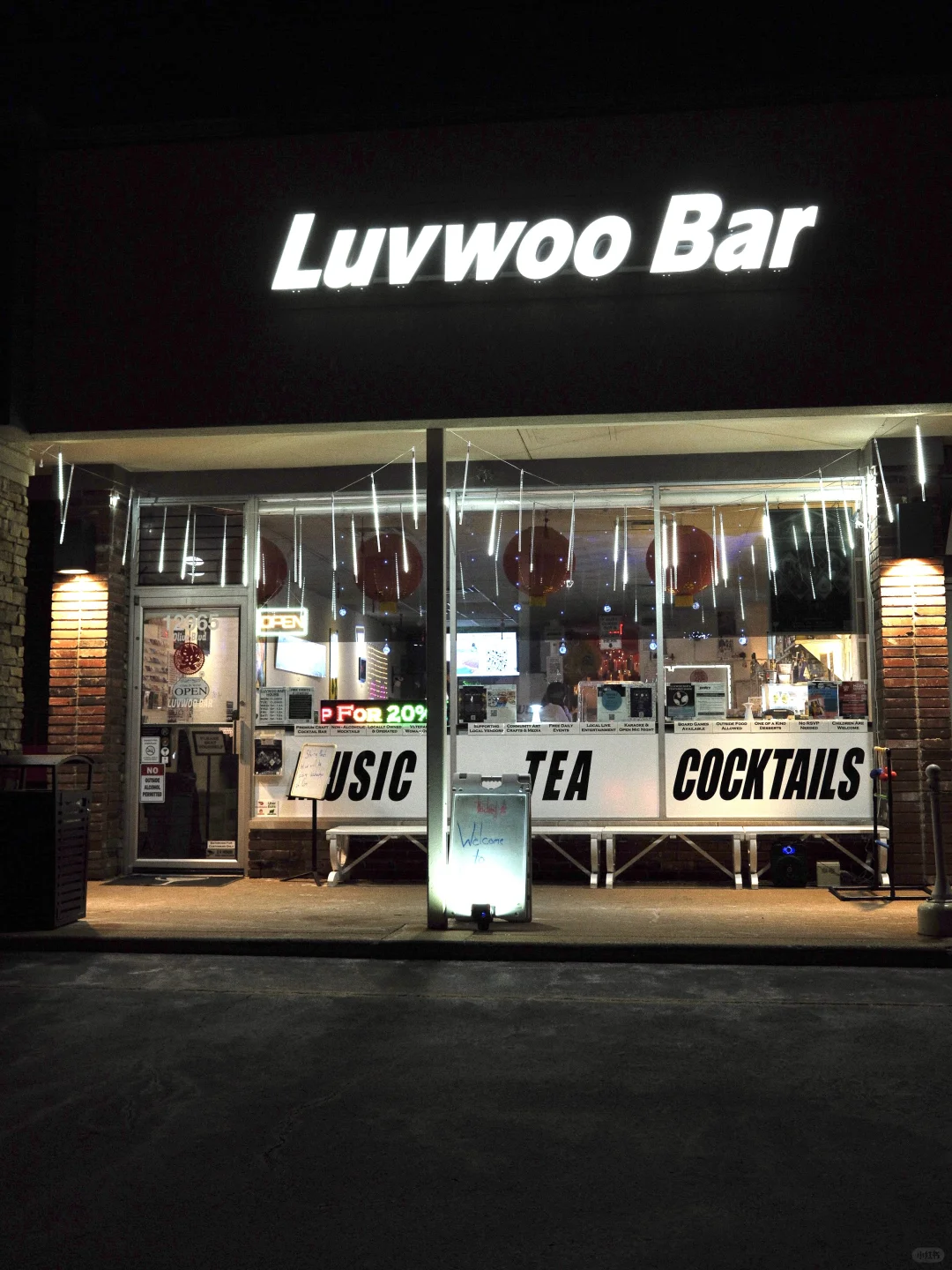 Luvwoo | Bar Hopping in St. Louis #002