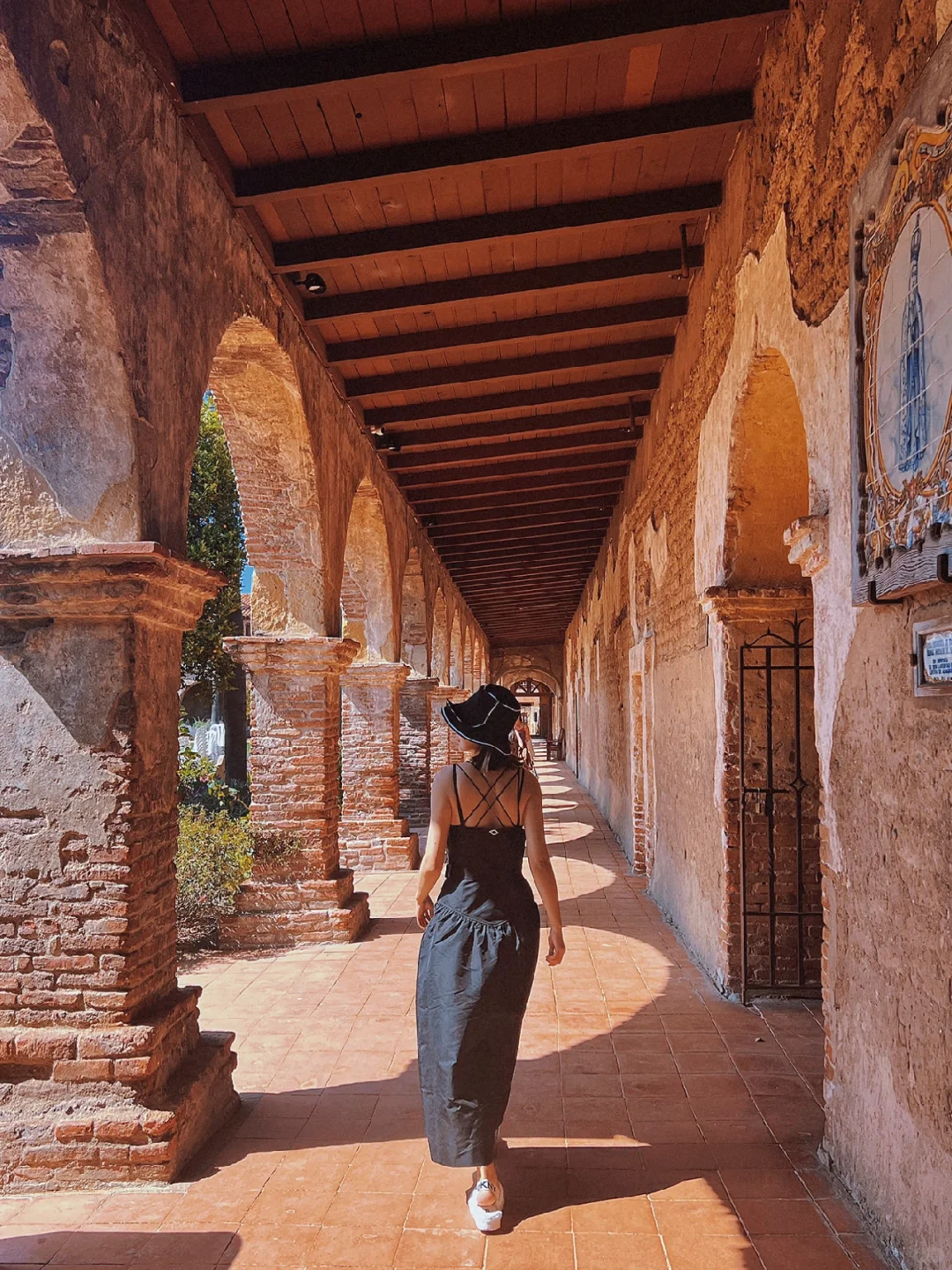 Los Angeles in 30 Minutes: Instant Euro Village Vibes! ✨