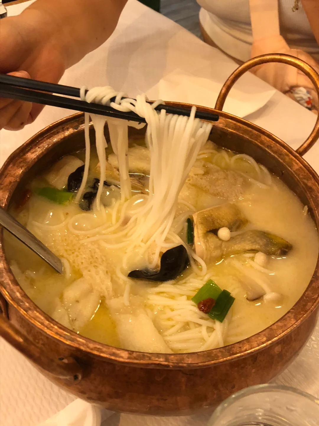 Parisian Chinese Delight: Bamboo Fungus Chicken Soup Rice Noodles
