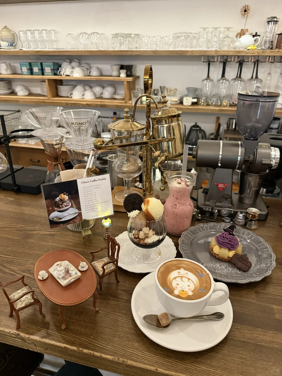 🇯🇵 Osaka Locals' Secret Dessert Spot... Menu Changes Monthly