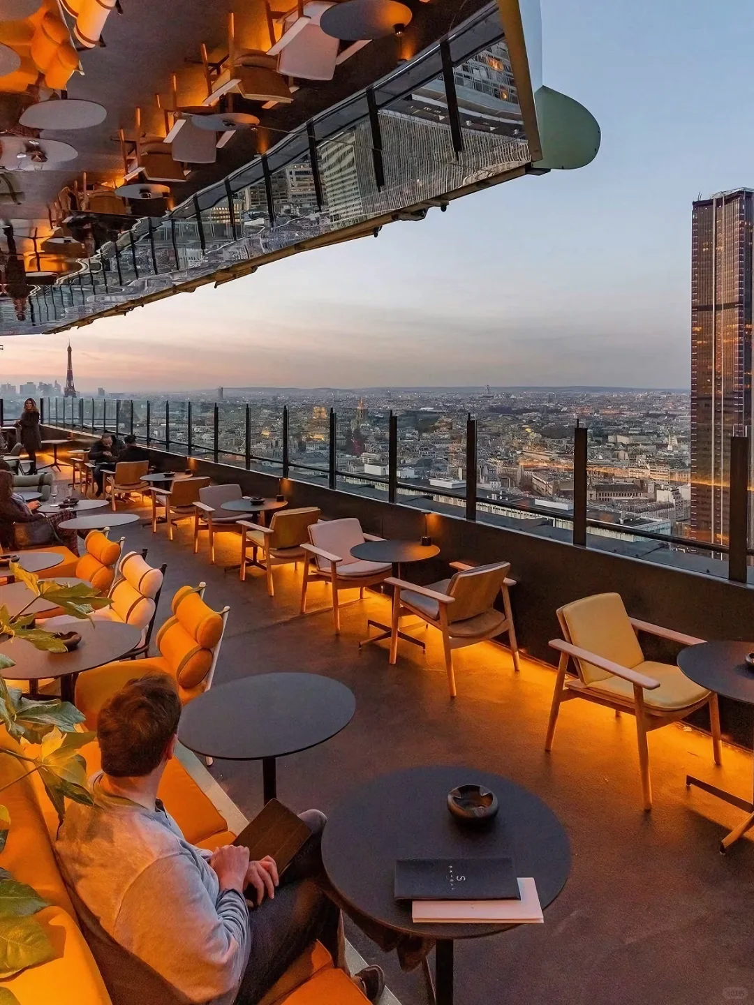 Paris Sky-High Skybar 🥂 Sunset Views of the Eiffel Tower