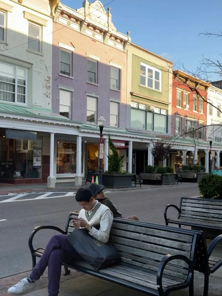 New York Chronicles 🟠 Kingston's Vintage Village: The Ultimate Guide to Endless Fun