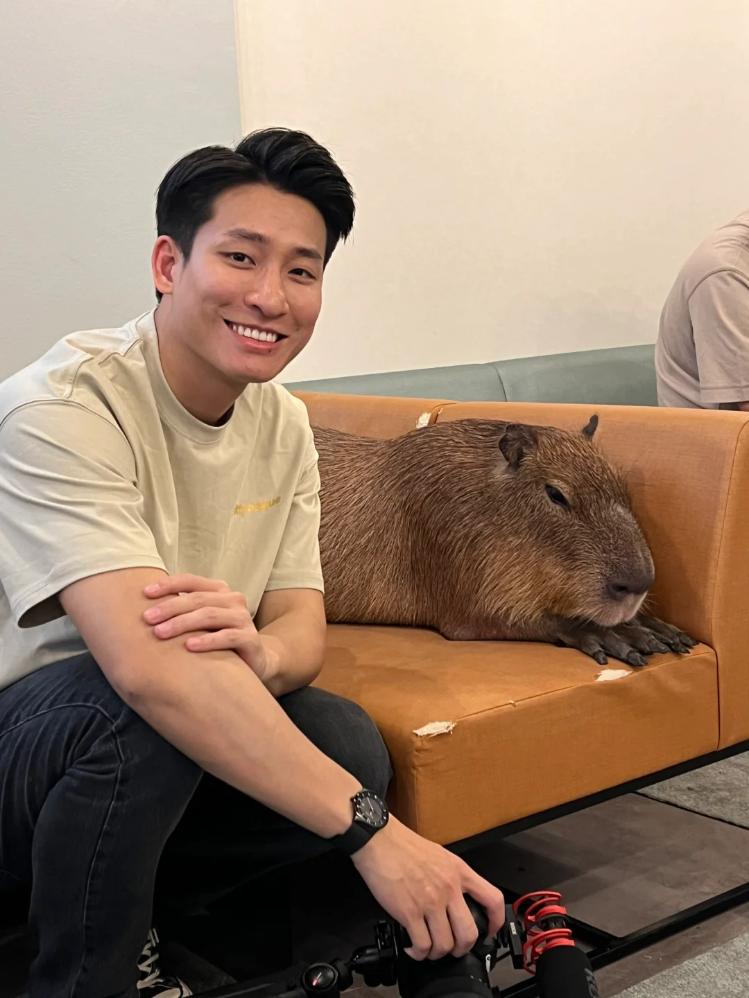 Heard you're the hardest to book animal celeb in town!