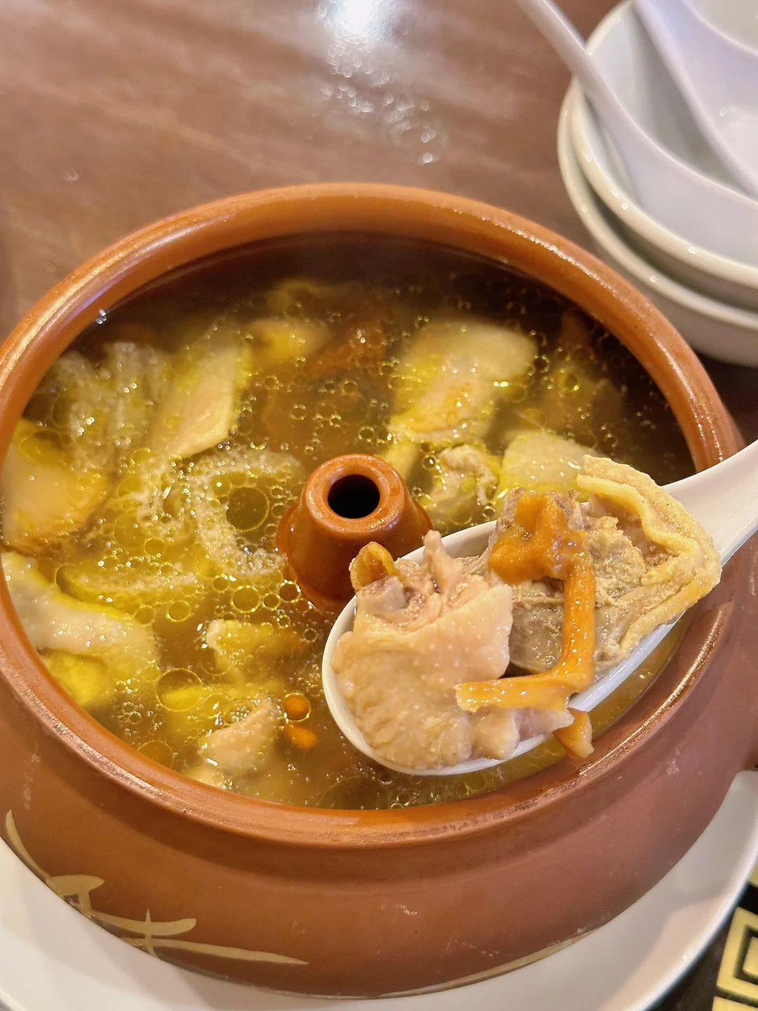 At Shicai Yunnan in Shinjuku Yotsuya, I Tasted the Chicken Soup for My Soul…