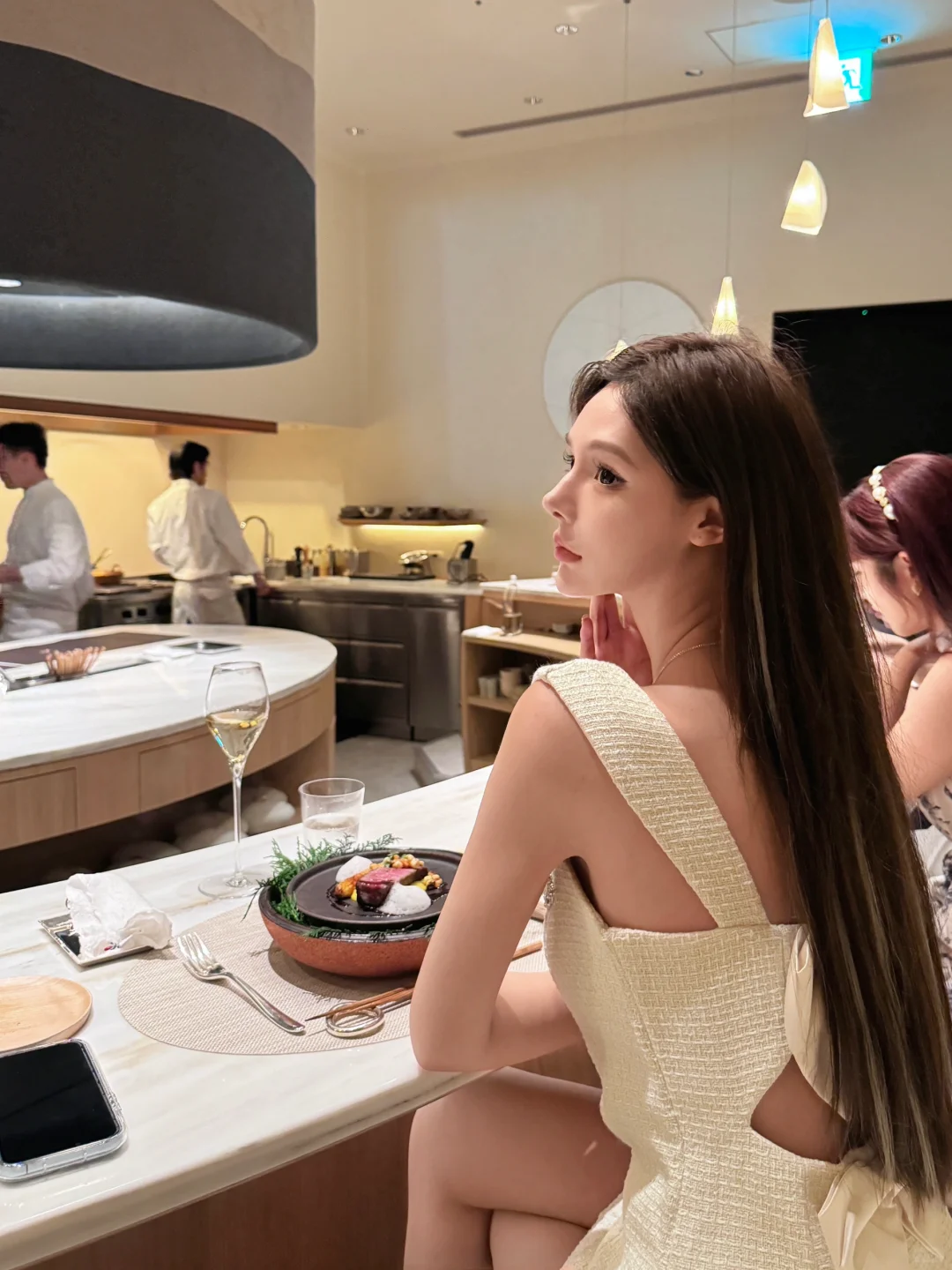 "Unis: A French Dining Experience in Tokyo"
