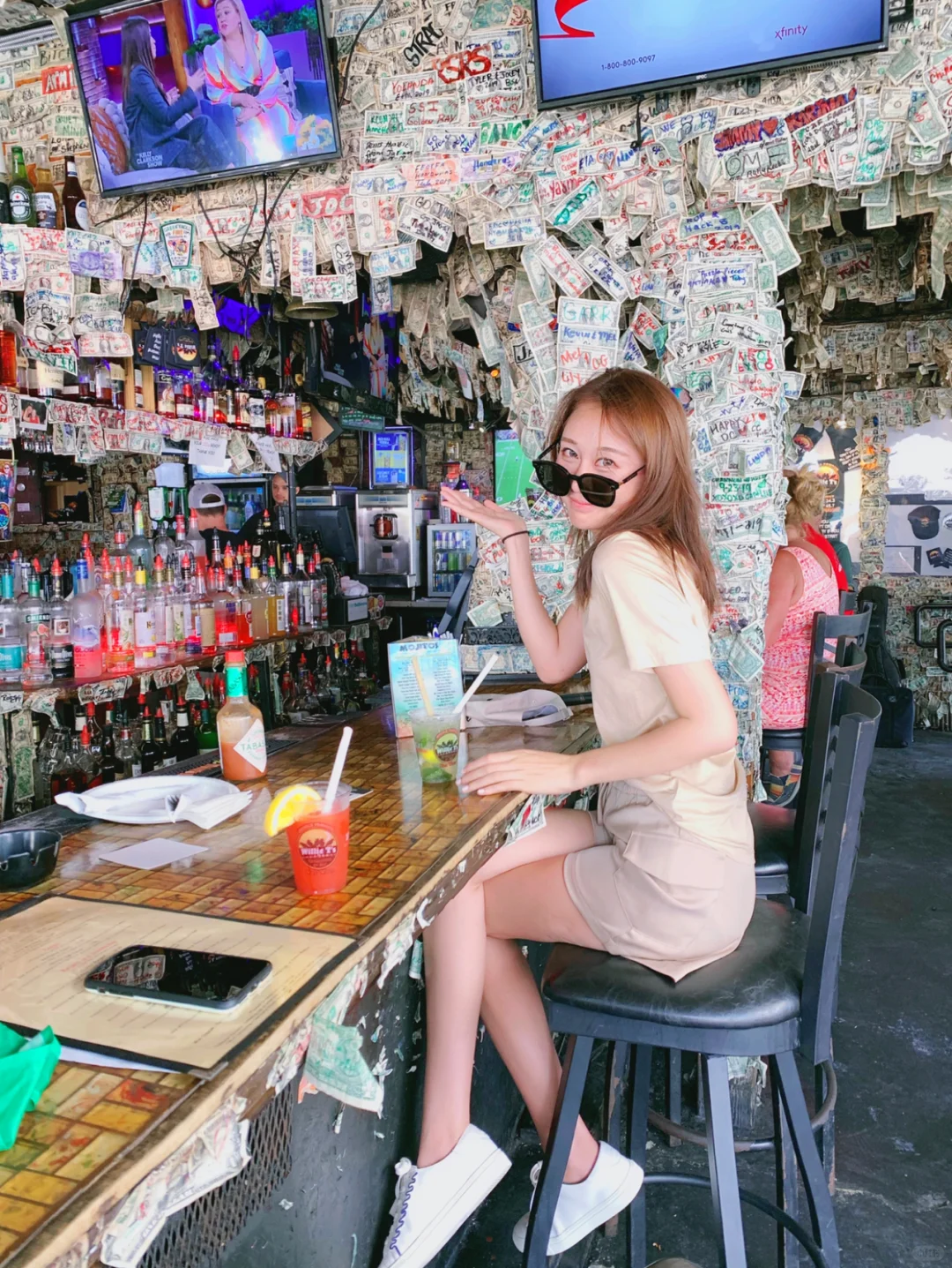 【Miami】Stumbled Upon a Bar Covered in 💵