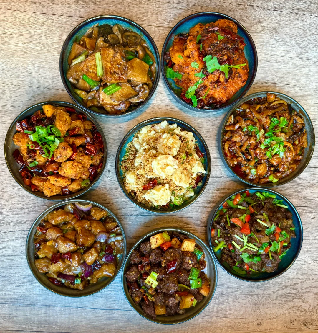 Renowned American Chinese Chef Launches Small-Bowl Dishes, Instantly Becomes a Hit