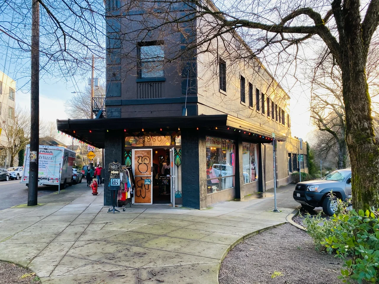 Portland Weekend Guide Series — Vintage Shopping Street + Food Truck Stalls