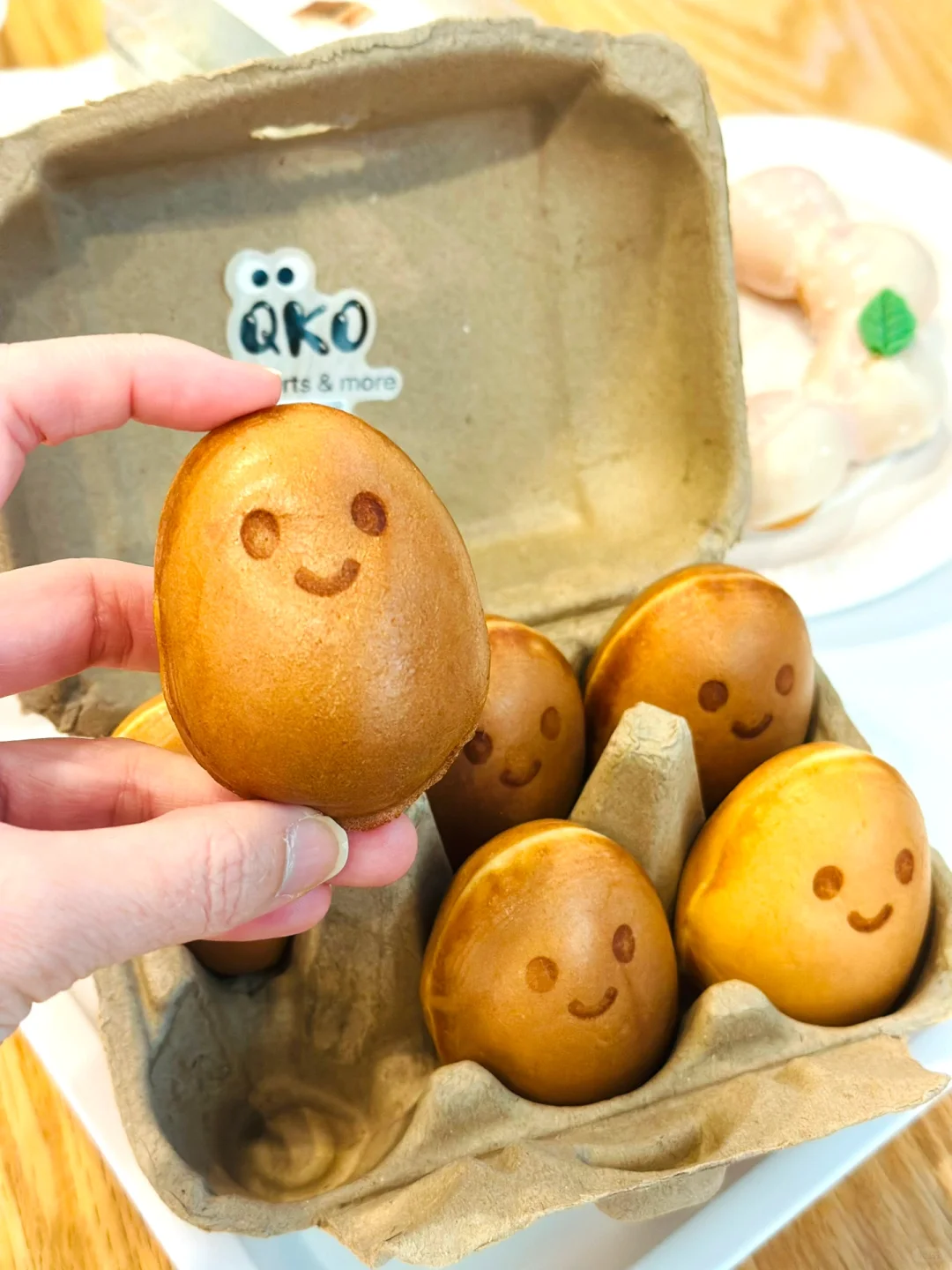 New York Has Giant Eye Egg Puffs Now❗️ Must Try the Egg Yolk Filling 💖 NY342