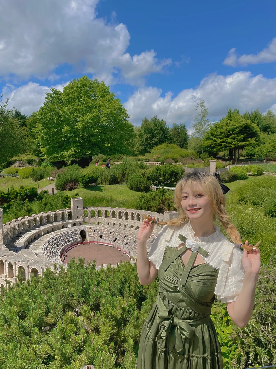 🇫🇷 Mind-blowing! Stepping into Lilliput (Near Paris)
