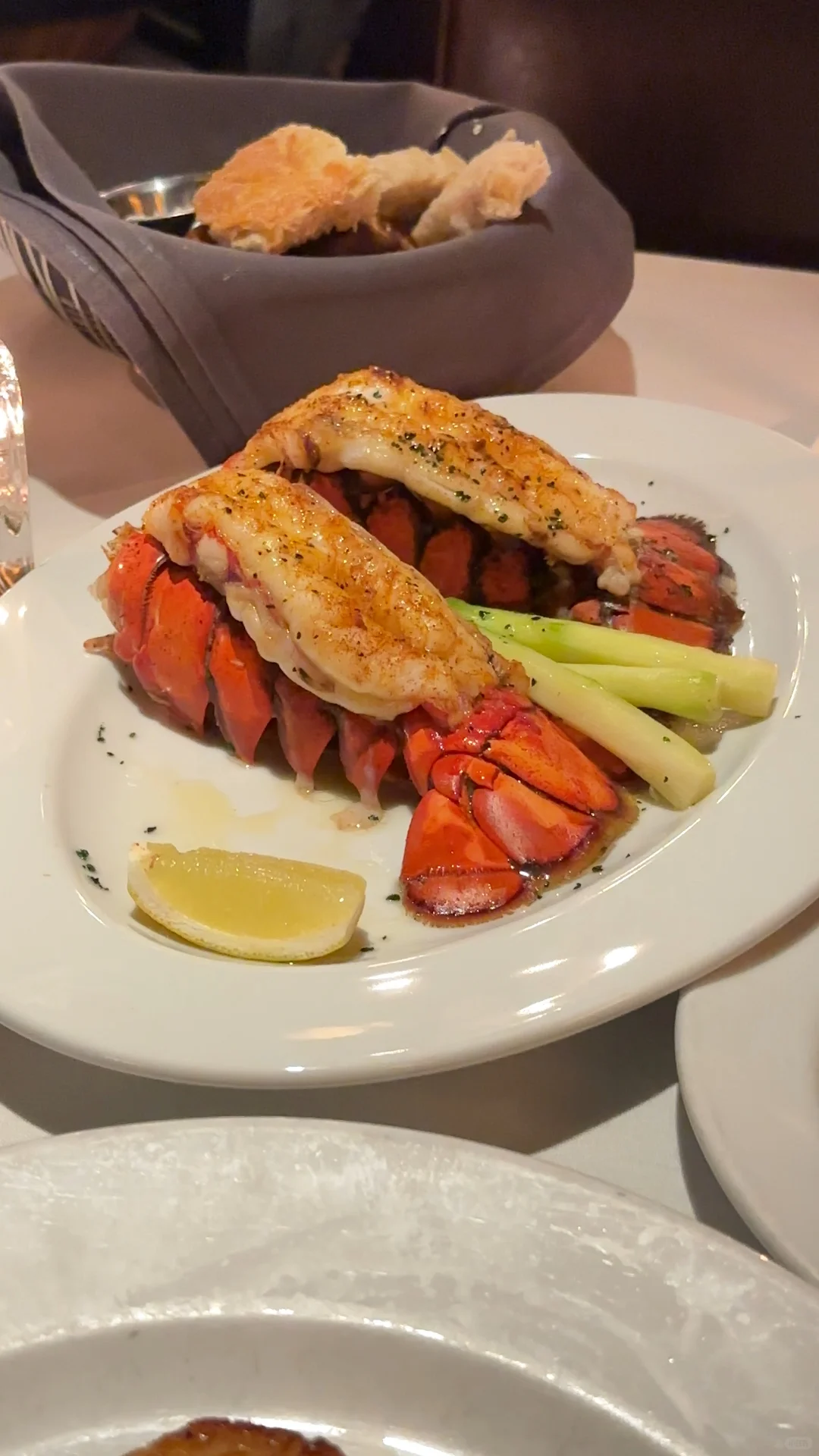 Best Western Restaurants to Try in DC! 😎