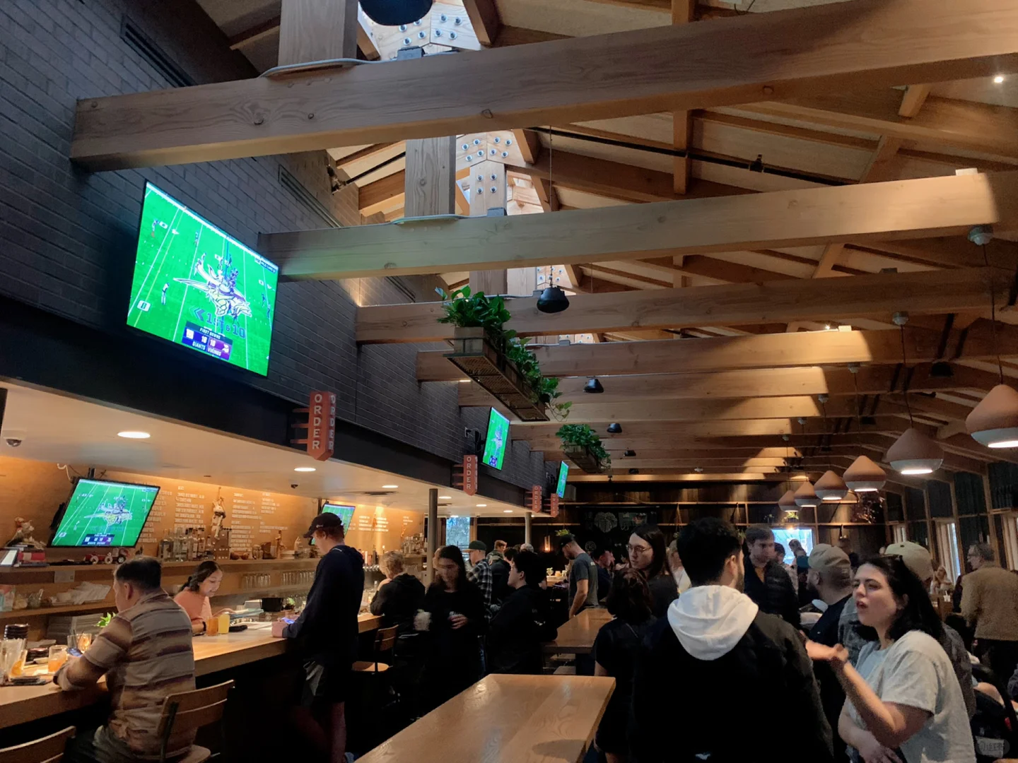 Delicious and Affordable Asian Cuisine in Texas, USA: Just $30 Per Person!