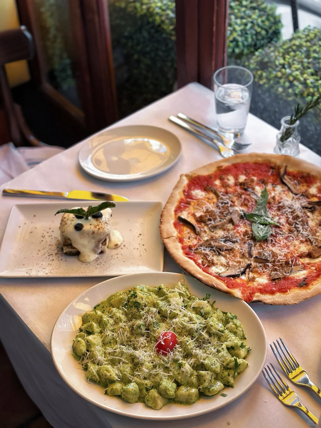 Hidden Gem in NYC: Italian Potato Gnocchi 🤯 Delicious and Only $30 per Person!!