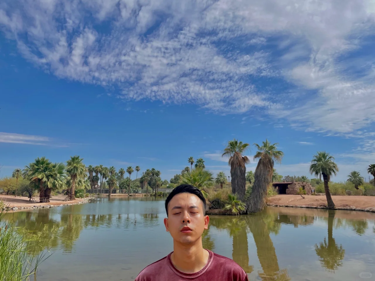 Phoenix is way too hot! 🔥🔥