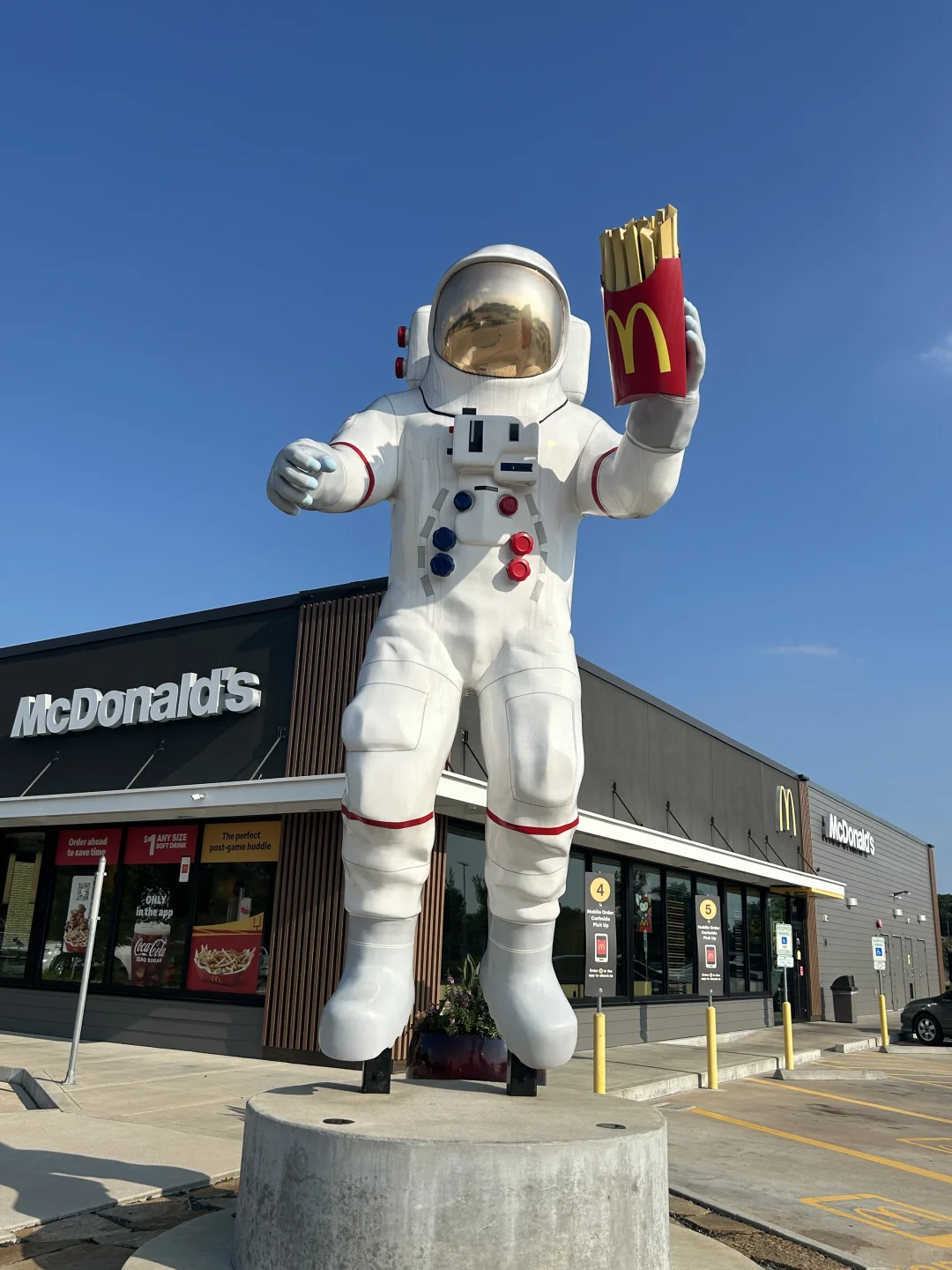 Houston Travel Review: No Car, No Legs 🚗