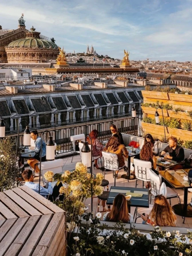 Paris | 4 Rooftop Bars with Unbeatable Views 🍸