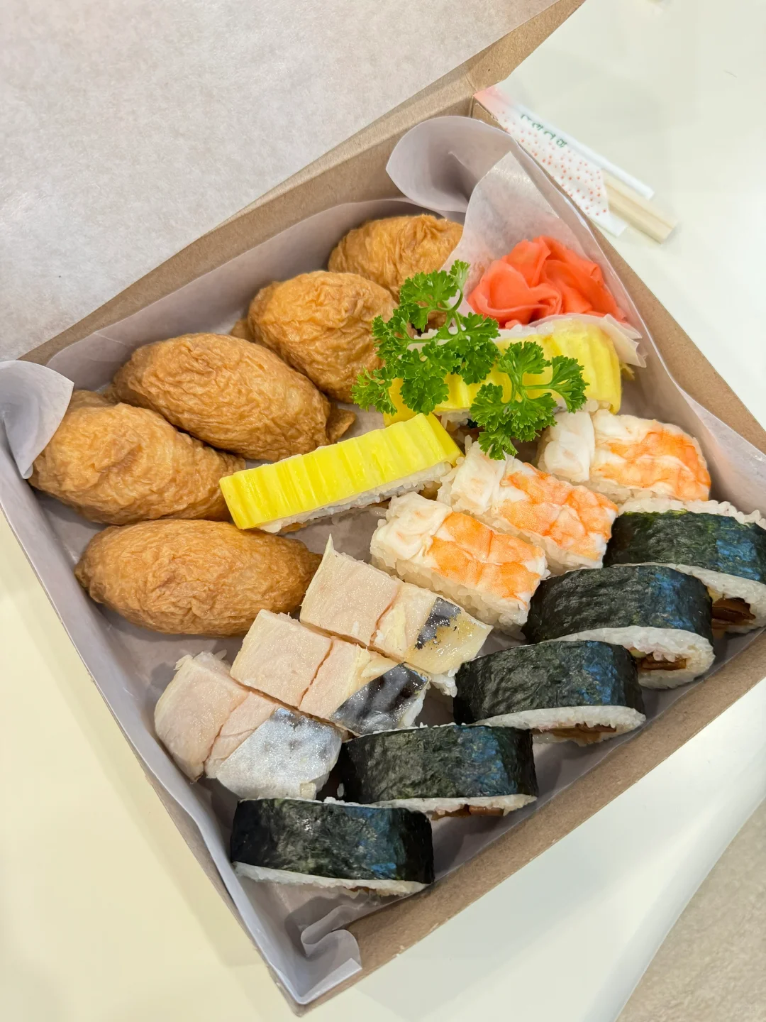 Hidden Gem in LA: Authentic Sushi Shop Serving Just 6 Types of Rolls for Over 60 Years 🍣