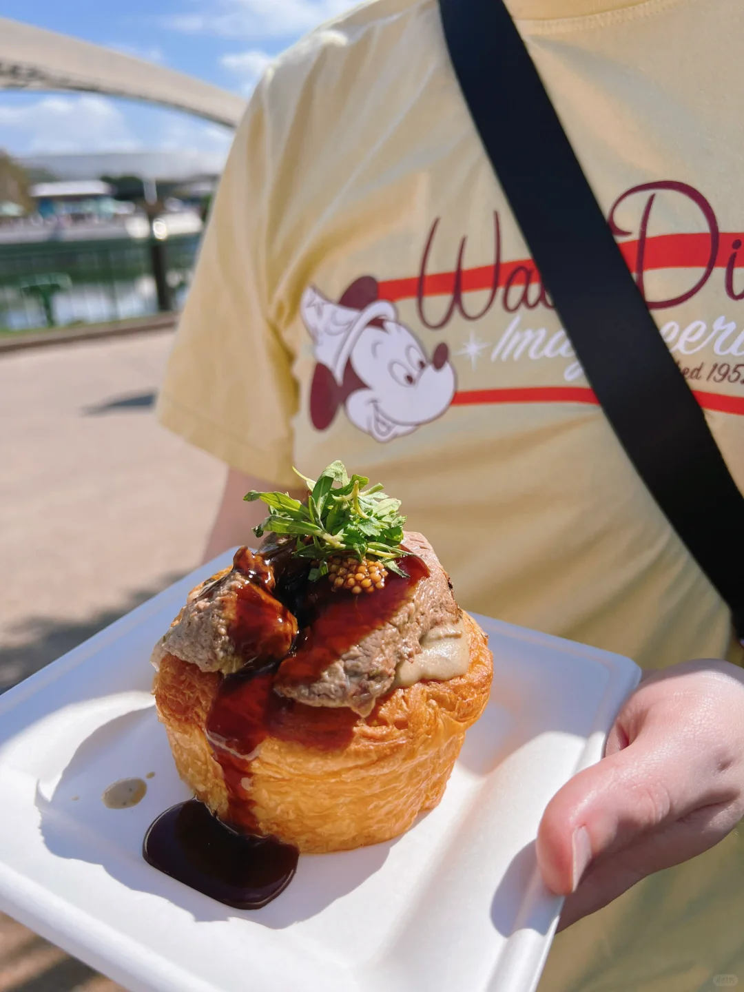 Orlando Disney—The Ultimate Guide to Eating, Drinking, and Shopping