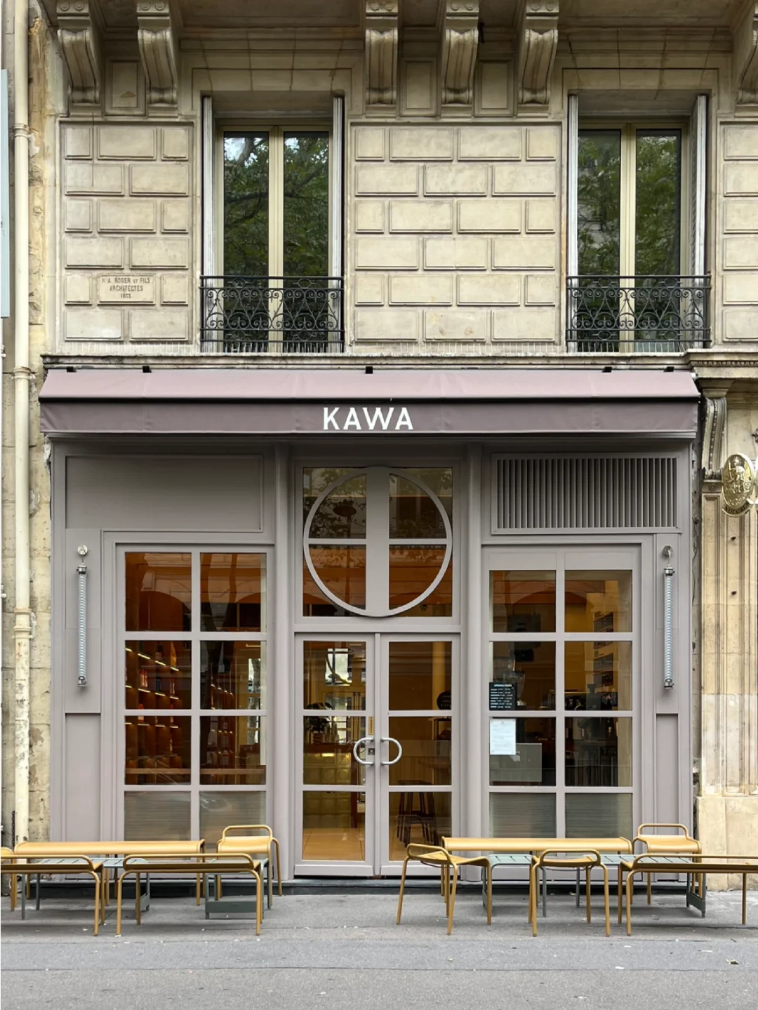 Paris | KAWA's Coffee in Paris, I Could Drink This Every Day!