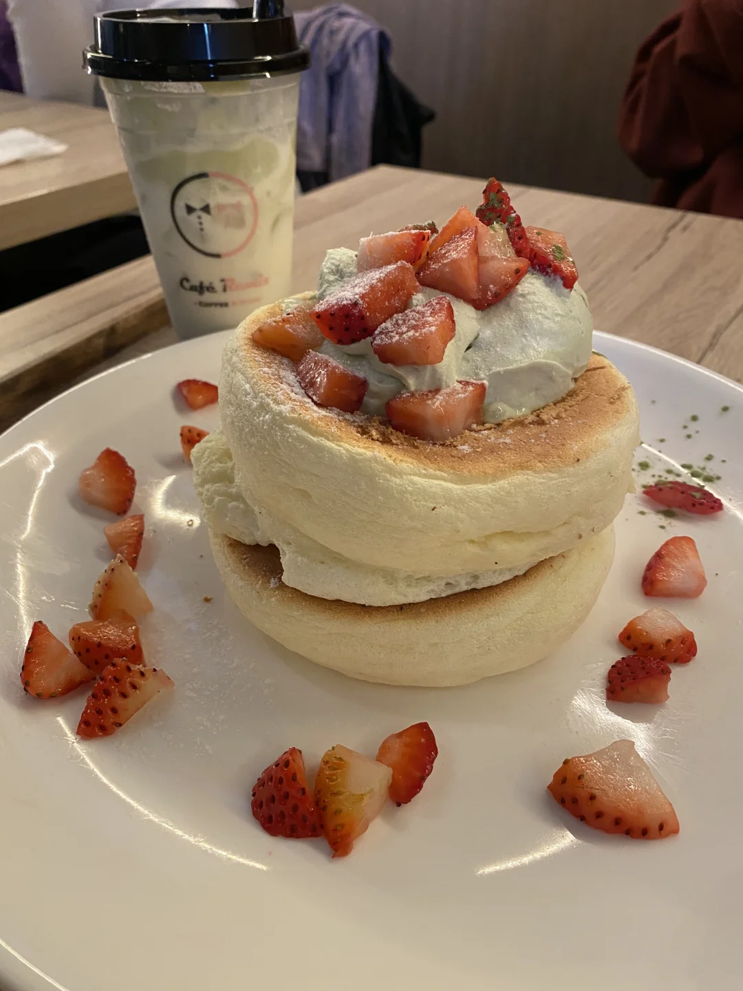 Seattle/Cafe Remix: Korean-Style Soufflé Pancakes