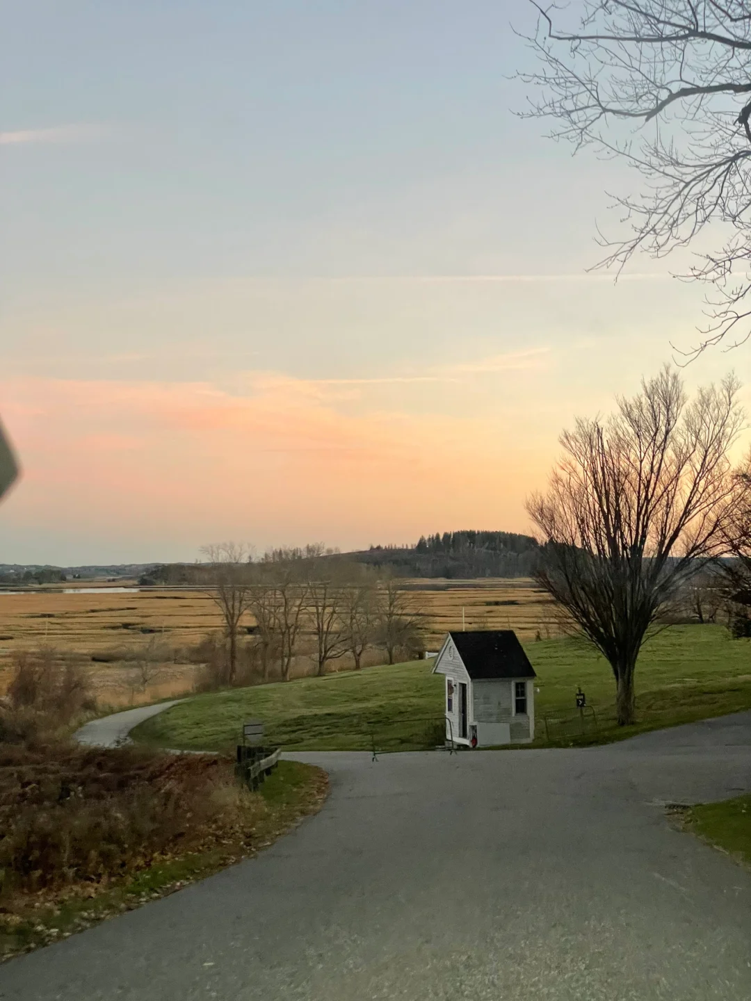 5 Recommended Hiking Trails Near Boston!