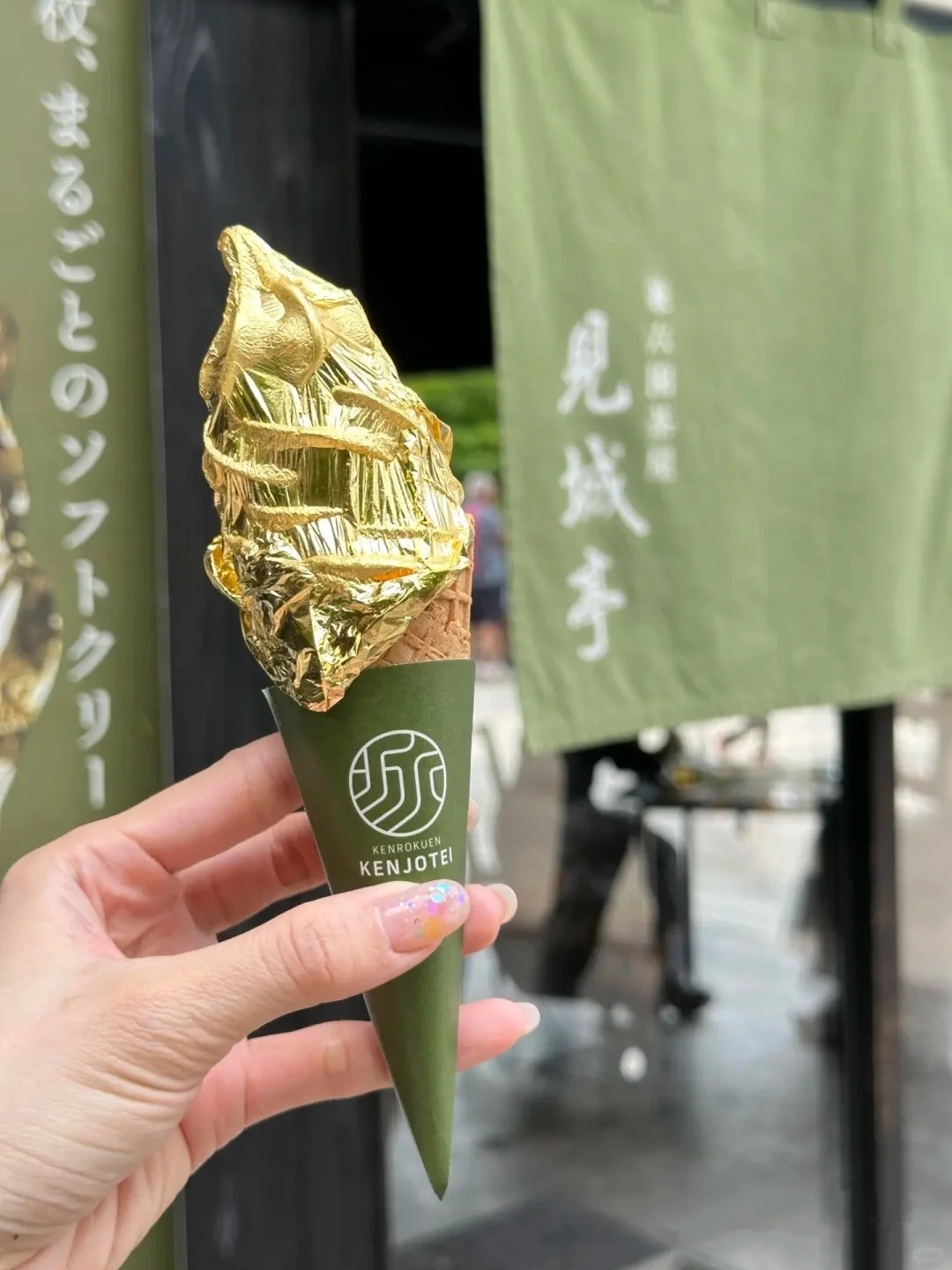 post_image