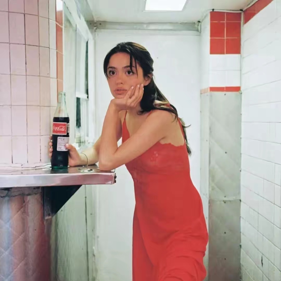 Isabelle Simmons