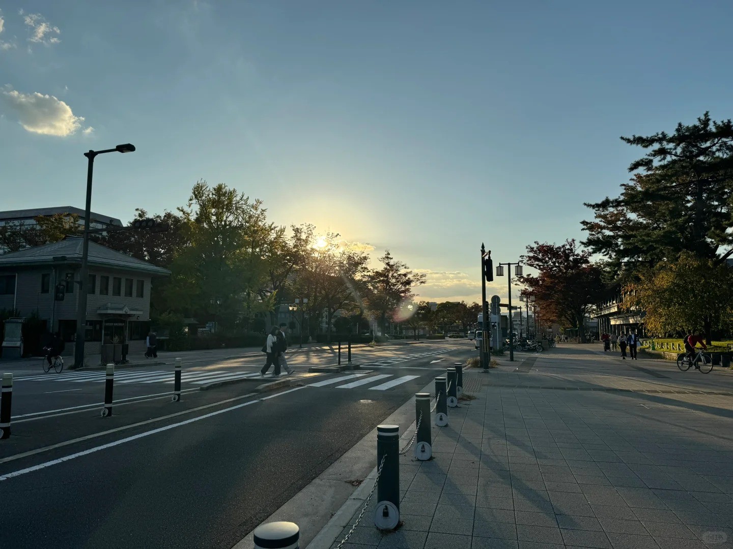 post_image