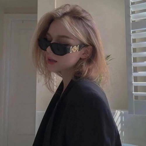 Emma  Elise