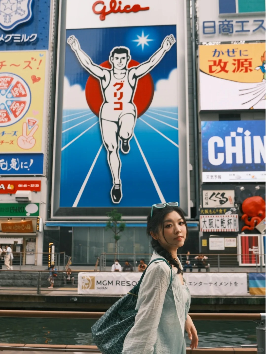 post_image